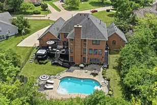 9221 Sycamore Springs Ct, Washington Twp, OH 45458 - Photo 3