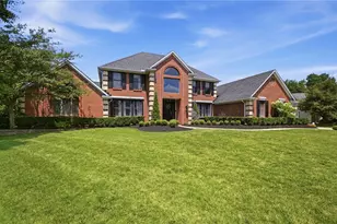 9221 Sycamore Springs Ct, Washington Twp, OH 45458 - Photo 7