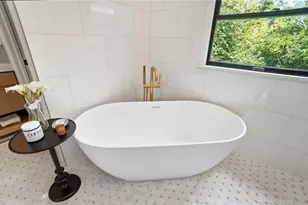 9221 Sycamore Springs Ct, Washington Twp, OH 45458 - Photo 57