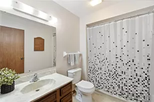 7845 Betsy Ross Cir, Washington Twp, OH 45459 - Photo 33