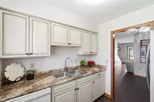 7845 Betsy Ross Cir, Washington Twp, OH 45459 - Photo 19
