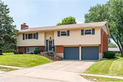 827 Moon Court, Miamisburg, OH 45342 - Photo 3