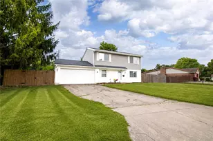 5107 Elyria Ln, Trotwood, OH 45406 - Photo 3
