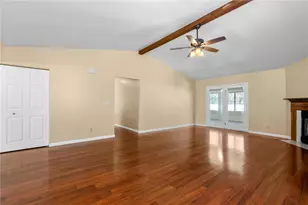 8477 Doe Run Pl, Huber Heights, OH 45424 - Photo 15