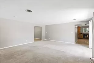 1033 Carlo Dr, Kettering, OH 45429 - Photo 13
