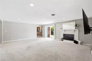 1033 Carlo Dr, Kettering, OH 45429 - Photo 11