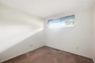 4595 Korner Dr, Huber Heights, OH 45424 - Photo 13