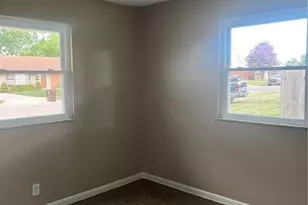 2369 Broadmoor Dr, Kettering, OH 45419 - Photo 13