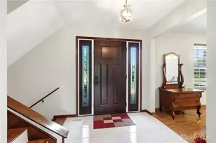 3695 Meadowcourt Dr, Beavercreek, OH 45431 - Photo 5