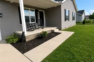 764 Oakdale Dr, Jamestown Vlg, OH 45335 - Photo 3