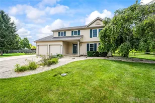 720 Woodspring Ct, Beavercreek, OH 45430 - Photo 5