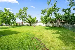 306 Westerly Hills Dr, Englewood, OH 45322 - Photo 43
