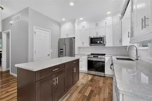 9128 Glenridge Blvd, Clearcreek Twp, OH 45458 - Photo 9