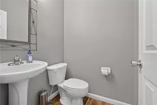 9128 Glenridge Blvd, Clearcreek Twp, OH 45458 - Photo 5