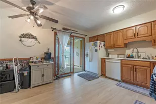 1658 Bowman Dr, Xenia, OH 45385 - Photo 7