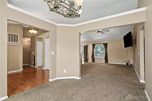 2469 Byers Ridge Dr, Miami Township, OH 45342 - Photo 9