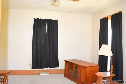 653 S Wayne Street, Piqua, OH 45356 - Photo 7