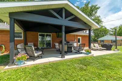 180 Floral Acres Drive, Tipp City, OH 45371 - Photo 25