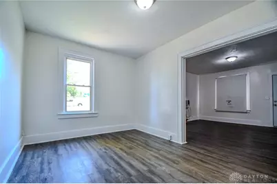828 E Main Street, Springfield, OH 45503 - Photo 17