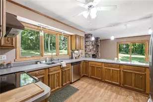 4142 Clayton Rd, Brookville, OH 45309 - Photo 25