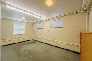 220 W Siebenthaler Ave, Dayton, OH 45405 - Photo 23