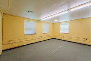 220 W Siebenthaler Ave, Dayton, OH 45405 - Photo 21