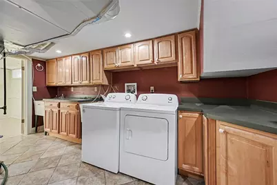 327 East Drive, Oakwood, OH 45419 - Photo 31