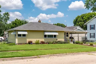 609 Park Ave, Franklin, OH 45005 - Photo 1
