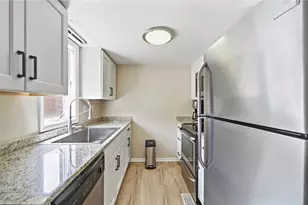 100 Cooper Pl W, Dayton, OH 45402 - Photo 13
