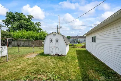 244 Pat Lane, Fairborn, OH 45324 - Photo 33