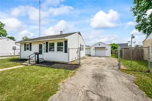 244 Pat Ln, Fairborn, OH 45324 - Photo 5
