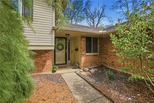 1315 Seminary View Dr, Centerville, OH 45458 - Photo 3