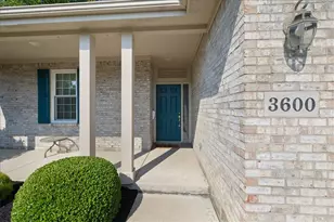 3600 English Ct, Butler Twp, OH 45414 - Photo 7