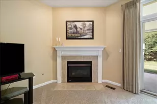 3600 English Ct, Butler Twp, OH 45414 - Photo 13