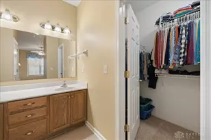 3600 English Ct, Butler Twp, OH 45414 - Photo 33