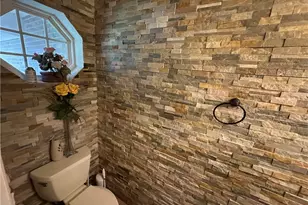 6744 Heritage Park Blvd, Dayton, OH 45424 - Photo 9