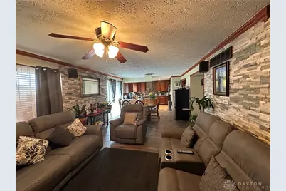6744 Heritage Park Boulevard, Dayton, OH 45424 - Photo 5