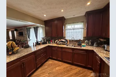 6744 Heritage Park Boulevard, Dayton, OH 45424 - Photo 3