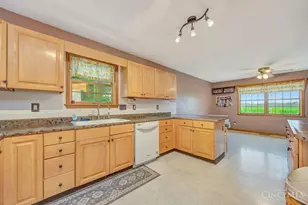 7947 Contreras Rd, Oxford, OH 45056 - Photo 11