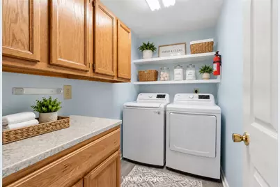 8730 Park Haven Point, Dayton, OH 45458 - Photo 35