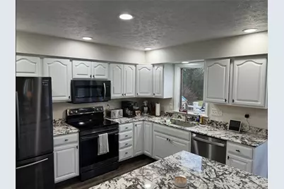 3875 Pinewood Avenue, German Twp, OH 45502 - Photo 9