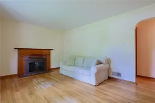 1089 Forest Dr, Beavercreek, OH 45434 - Photo 7
