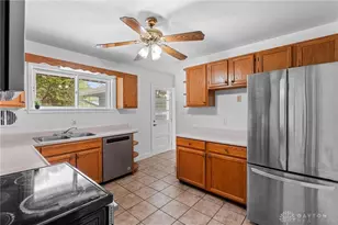 537 Lewis Dr, Fairborn, OH 45324 - Photo 13