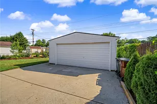 3382 Blocker Dr, Dayton, OH 45420 - Photo 27