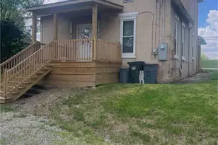 827 N Oakland St, Urbana, OH 43078 - Photo 3