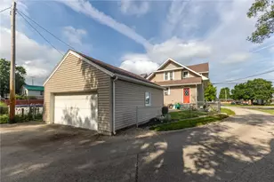 215 N Main St, Arcanum, OH 45304 - Photo 9