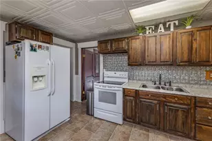 215 N Main St, Arcanum, OH 45304 - Photo 21