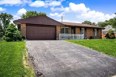 240 Orchard Hill Drive, West Carrollton, OH 45449 - Photo 3