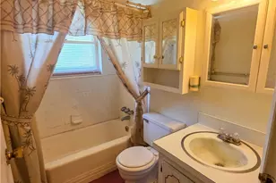 985 Hamlet Dr, Xenia, OH 45385 - Photo 9