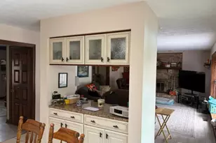 2045 Canterbury Ct, Troy, OH 45373 - Photo 9